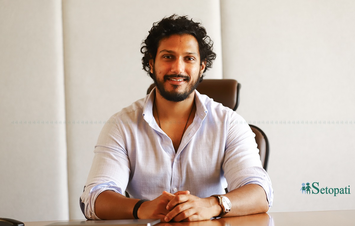 अक्षय गोल्यान